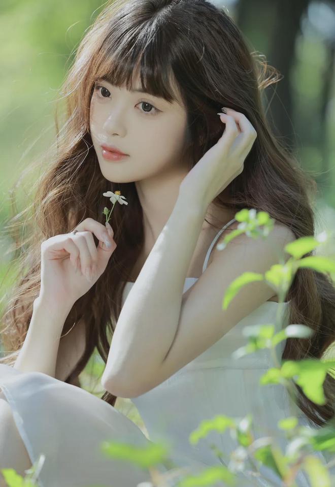 《没带罩子的邻居》2-《没带罩子的邻居》2老版V3(图1)