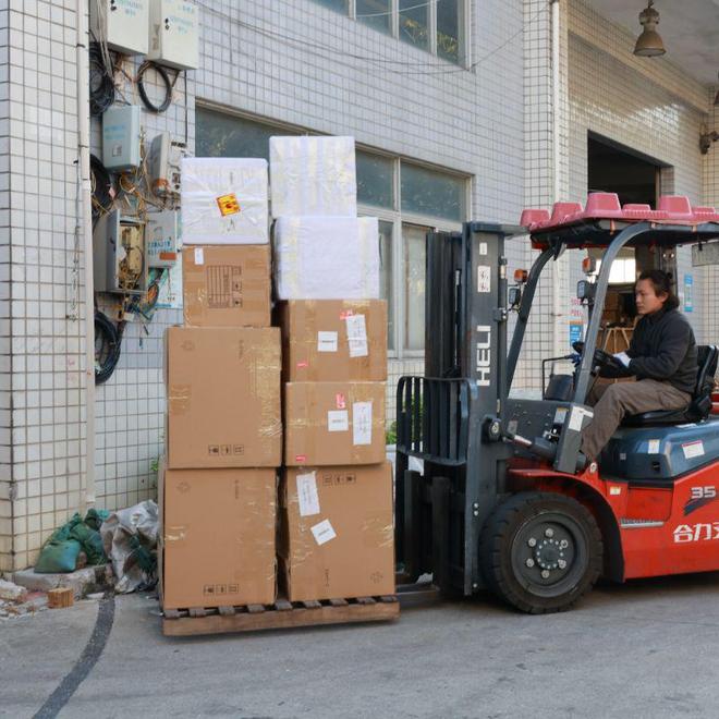 哪家物流公司可以寄行李到多伦多(图1)